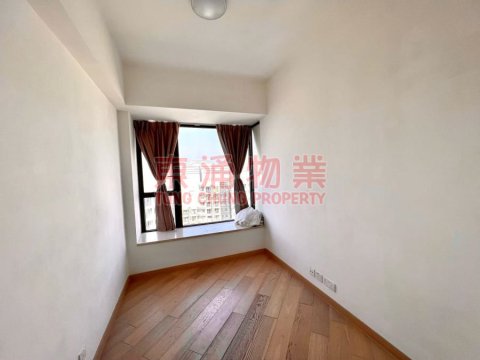昇薈 第09座 三房套連工人房獨立廁
