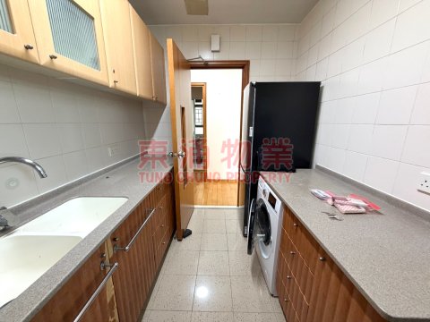 海堤灣畔 第03座 高層海景三房連工人房