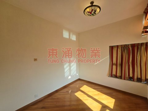 東堤灣畔 第01座 兩房至筍