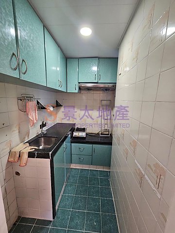 康華大廈 第02座