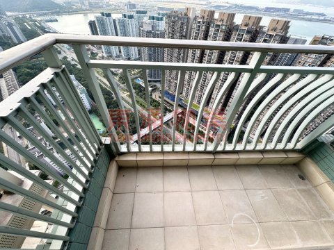 映灣園 第01期 第02座 三房套連雙貯