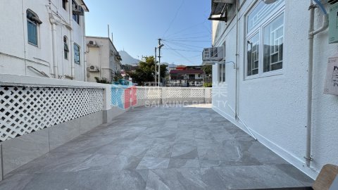 井欄樹村