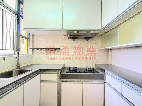 裕東苑 E座 新東閣