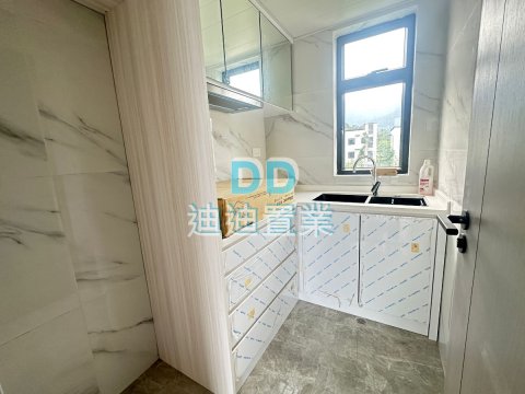 蠔涌新村 全新樓 位置方便 