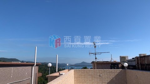 南山村