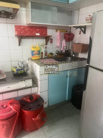 黃大仙下村 第04座 龍逸樓