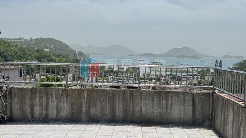黃竹灣村