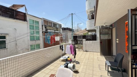 黃竹灣村