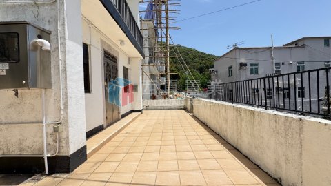 黃竹灣村