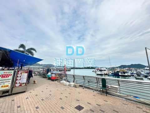 西貢市中心 萬宜街  生活配套齊全