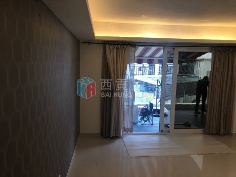 菠蘿輋