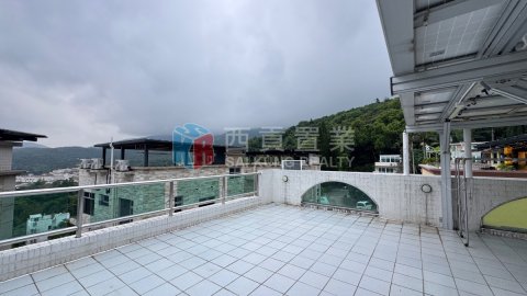 菠蘿輋