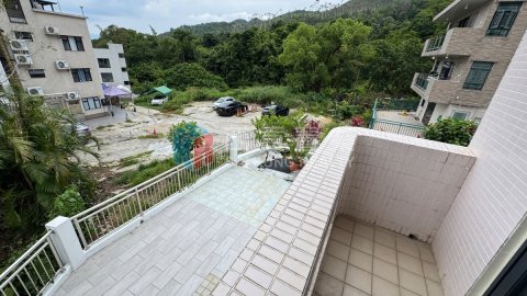 榕樹澳村