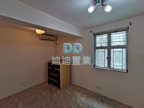 田下灣村 位置方便 步行幾分鐘到巴士站