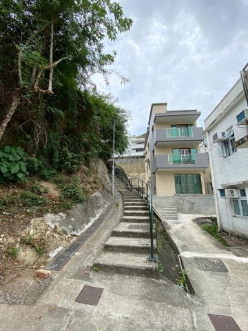 多石村