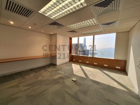 會展廣場 辦公大樓