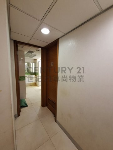 會展廣場 辦公大樓
