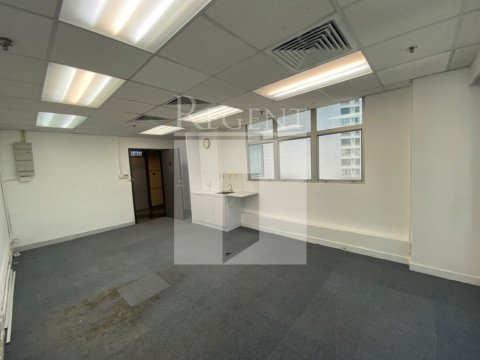 135 Bonham Strand Trade Ctr (文咸東街135商業中心) 