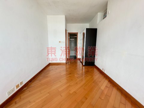 藍天海岸 第01期 第05座 半開放式廚房