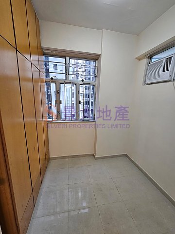 康華大廈 第02座