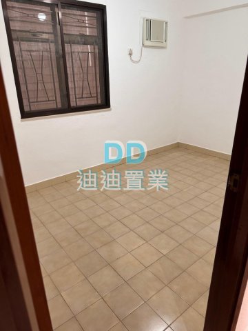 對面海環境幽靜 鄰近市中心