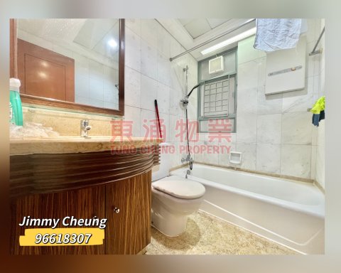 東堤灣畔 第09座 抵住三房套連工人房