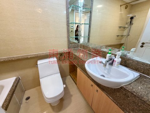 映灣園 第01期 第01座 獨家高層兩房