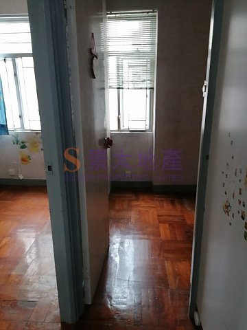新成中心 C座
