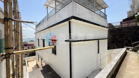 黃竹灣村