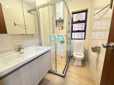 黃竹灣村 環境優美 寧靜舒適