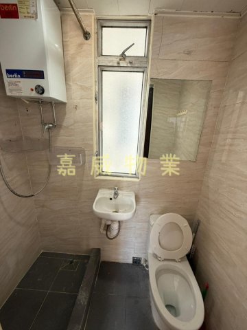 河畔花園 D座