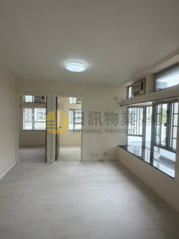 RIVIERA GDN BLK 12 HOI FUNG MAN