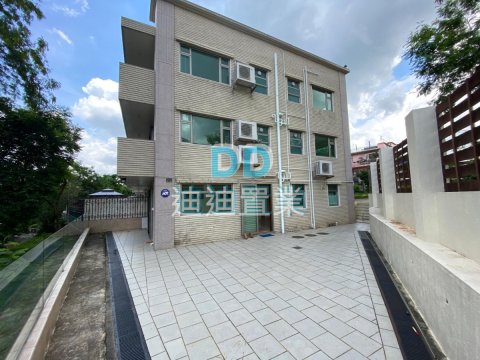 西沙路村屋+2600呎入契花園