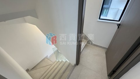 蠔涌新村