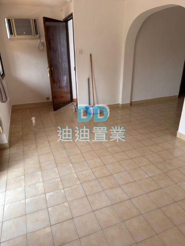 對面海環境幽靜 鄰近市中心
