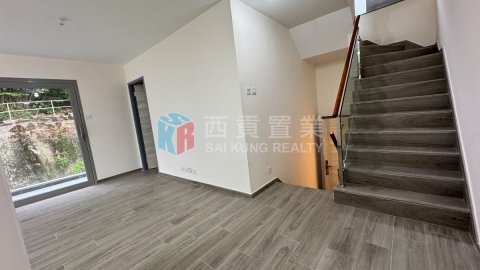 菠蘿輋