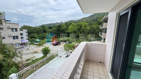 榕樹澳村