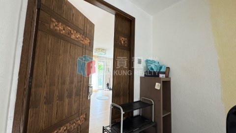 瓦瑤頭村
