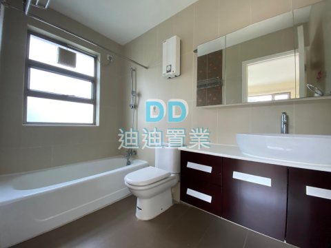 西沙路村屋+2600呎入契花園