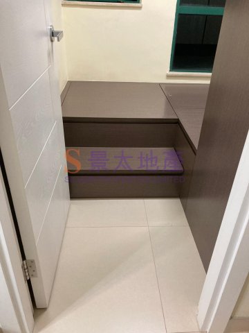 東灣閣