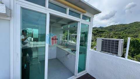 南山村