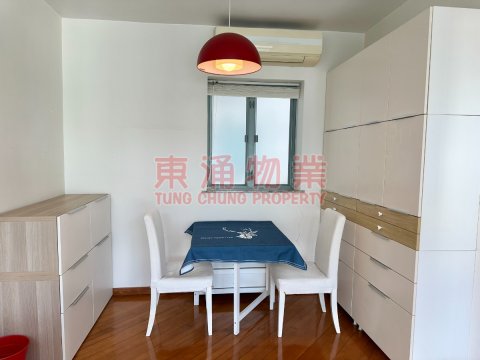 東堤灣畔 第03座 高層兩房齊傢俬