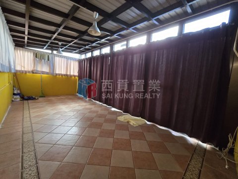 蠔涌新村