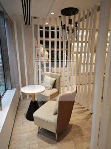 Silvercord Blk 01 (新港中心 第01座) 