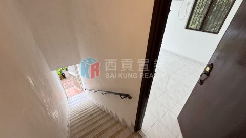 窩美村