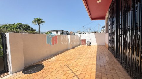 對面海新村