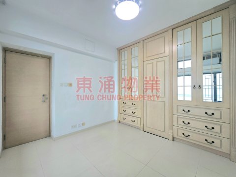 藍天海岸 第01座 高質靚裝三房套 靚海景