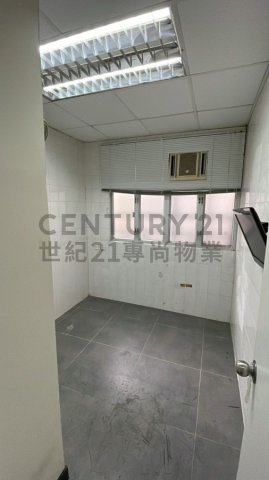 聯發商業中心『連757呎平台』