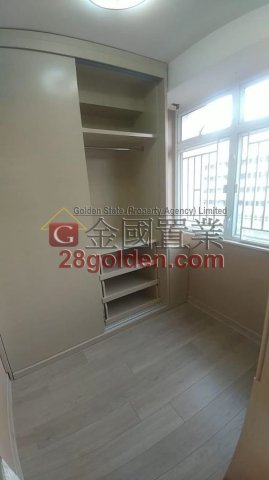 德威大廈