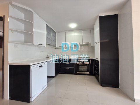 馬游塘村位置方便 出入觀塘方便快捷